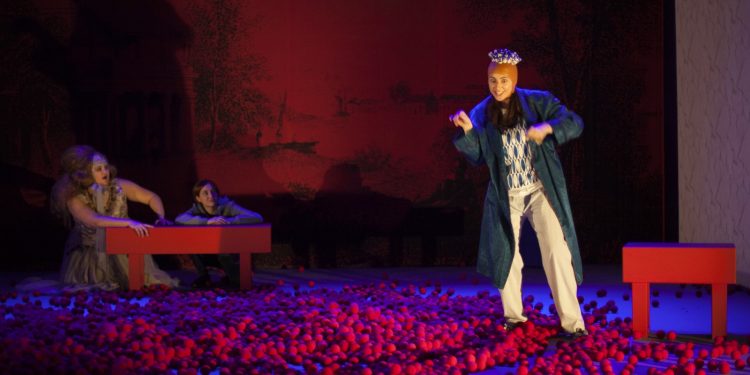 El Centro Dramático Galego presenta en Vigo su obra ‘Neorretranca e posmorriña’