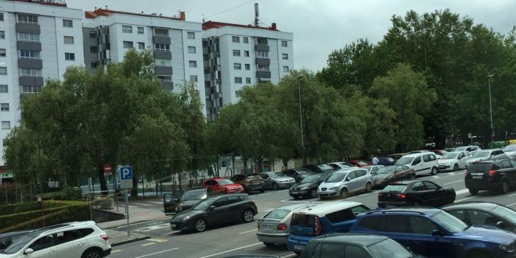 Detienen a un vigués que se dedicaba a vender heroína y trankimazines en Coia