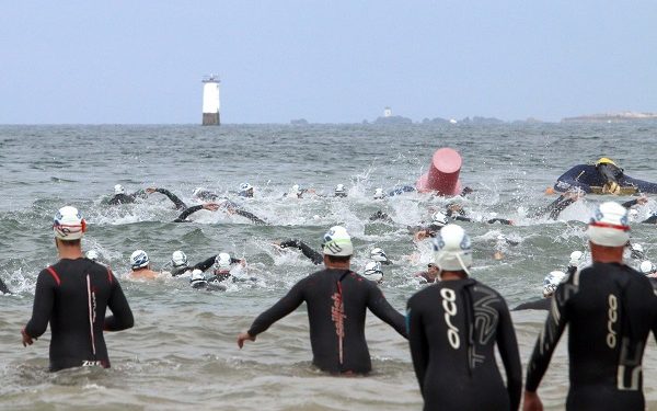 La IX Travesía a Nado Costa Serena reunirá en Nigrán a 400 nadadores