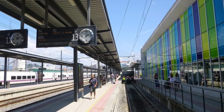 Atropello mortal de una mujer en Guixar y corte del tren entre Vigo y Pontevedra