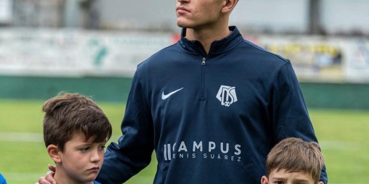 Denis Suárez reconoce que el Celta es una de las cuatro opciones que maneja