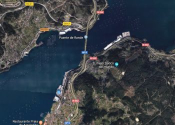 Aparece un cadáver flotando junto a una batea en la ría de Vigo