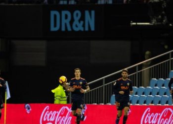 Aspas ‘llama’ a Santi Mina, que alaba el “grandísimo interés” demostrado por el Celta