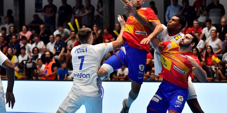 Francia acaba con el sueño de los hispanos junior