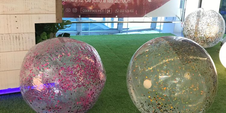 El Gran Vía de Vigo celebra este viernes la primera Silent Party Solidaria de Galicia