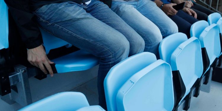 La Federación de Peñas apoya al Celta y pide al Concello una solución para Río Bajo