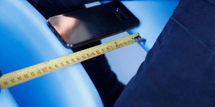 El Celta replica a Caballero con una comparativa de la distancia entre asientos de cada grada