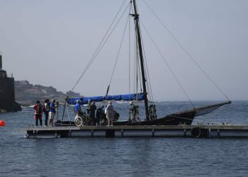 «O mar para tod@s» lleva a navegar a 80 personas con discapacidad en A Guarda
