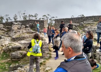 O Monte Santa Trega difunde o seu patrimonio con visitas guiadas de balde durante o verán