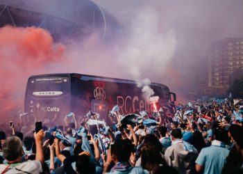 Detenidos por lanzar dos bengalas en el exterior de Balaídos antes de un partido