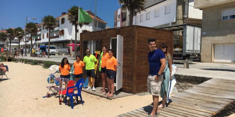 O Concello de Nigrán instala un novo posto de socorrismo en Panxón