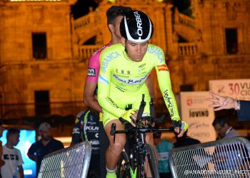 Blanco presenta su candidatura a la general en la Vuelta a León