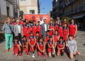 «Se todo o baloncesto de Vigo está de acordo, haberá equipo masculino»