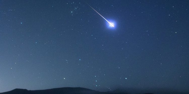 Las Perseidas también se contemplan en mitad de la ría de Vigo