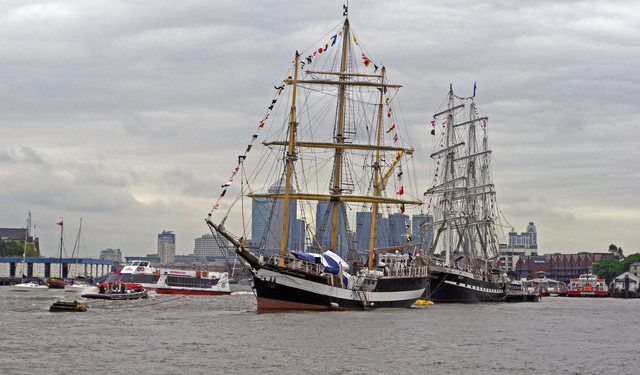 El buque escuela inglés «Pelican of London» regresa a Vigo y ofrece una travesía