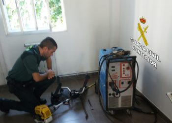 Detenidos tres jóvenes de Crecente y Vigo por un robo en Arbo