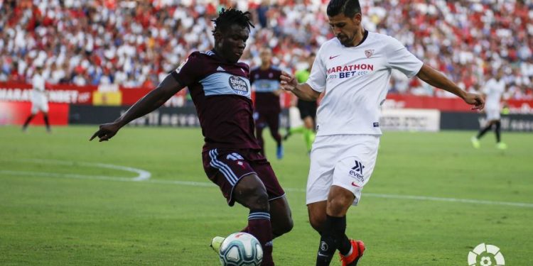 Denis rescata al Celta ante el asedio del líder