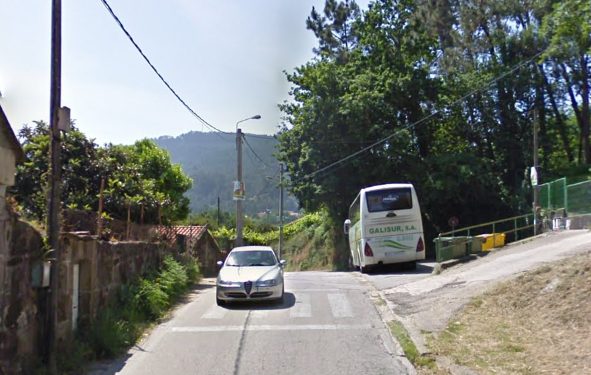 Dos heridos, uno de ellos menor de edad, tras sufrir una caída de moto en Gondomar