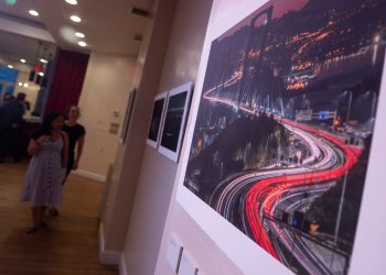 La Nacional inaugura en Manhattan la exposición fotográfica sobre el puente de Rande