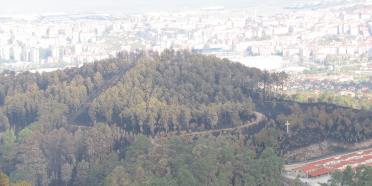 Vigo, en riesgo extremo de incendio forestal tras tres días seguidos a 30 grados