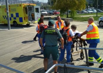 Un marinero vigués, herido en Moaña por la picadura de un pez raya