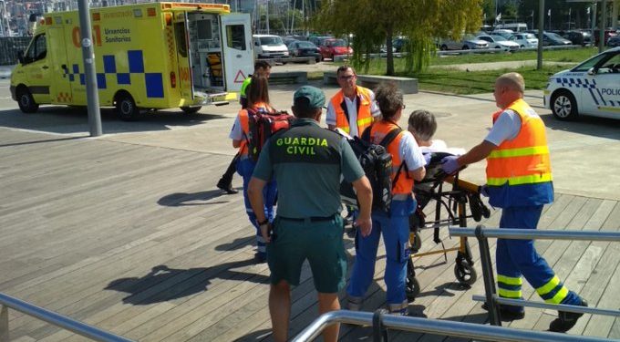 Un marinero vigués, herido en Moaña por la picadura de un pez raya