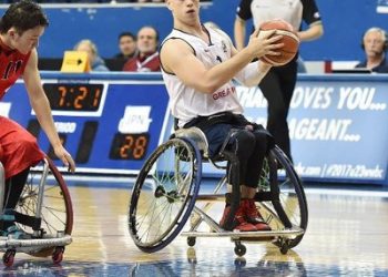 Los británicos Lewis Edwards y Sam Mack completan la plantilla del Iberconsa Amfiv