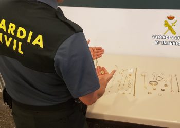 Investigan a una vecina de Nigrán por el hurto de unas joyas en casa de su suegra