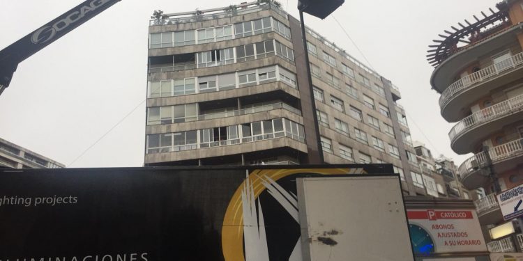 Vigo empezará a instalar su popular alumbrado navideño este miércoles