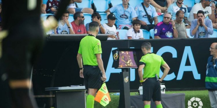 El Celta y el fútbol sucumben al VAR
