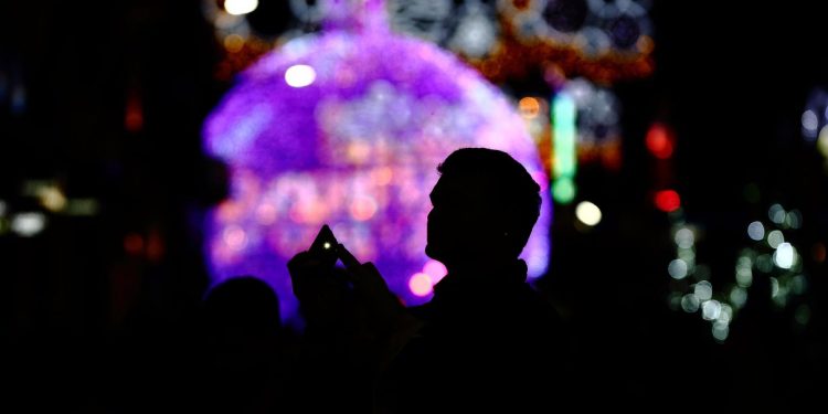 Miles de planos para realizar rutas por el Nadal de Vigo y pulseras gratuitas