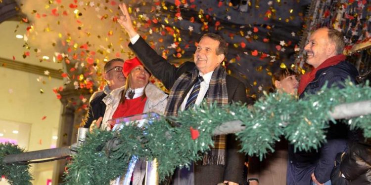 Caballero: «La Navidad de Vigo tiene más visitantes que el Camino de Santiago»