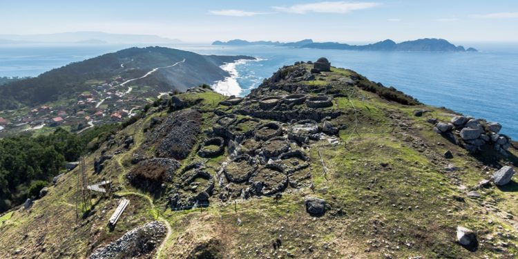 Rutas guiadas pola vila romana de Toralla, o xacemento do Facho e o Castro de Santa Trega