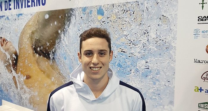 El nadador Miguel Martínez bate dos veces el récord gallego de 400 estilos