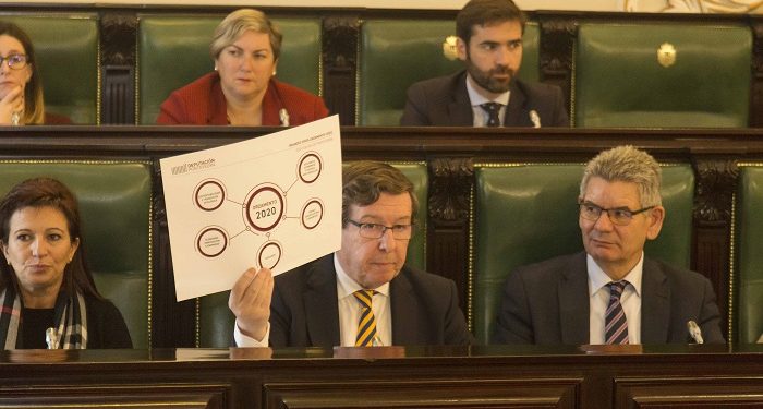 A Deputación de Pontevedra aproba o «mellor orzamento da historia»