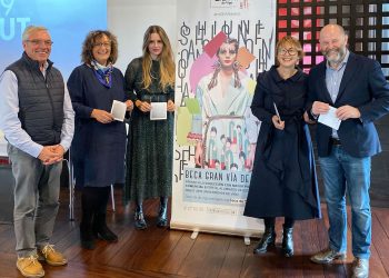 El Gran Vía de Vigo colabora con la UVigo y Esdemga en el desfile «Debut 2019»