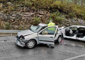 Cuatro muertos en una jornada trágica con tres brutales colisiones en Galicia