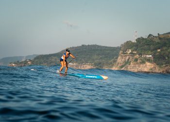 La viguesa Esperanza Barreras, primera española bicampeona del mundo de Stand Up Paddle