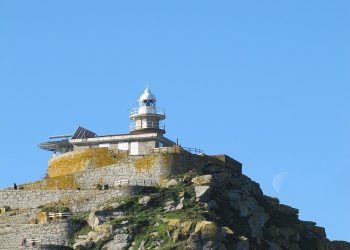 Xunta e Porto analizan as opcións «habitacionais» dos faros da Ría de Vigo