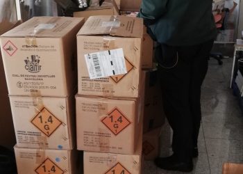 La Guardia Civil se incauta de 225 kilos de material pirotécnico ilegalmente almacenados en Tui