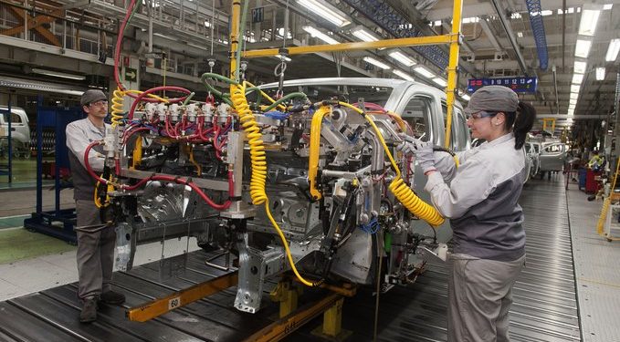 Asime valora positivamente la fusión de PSA y Fiat y los sindicatos siguen expectantes