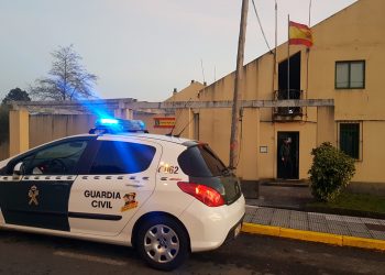 Desarticulan un punto de venta de drogas en una casa en A Cañiza