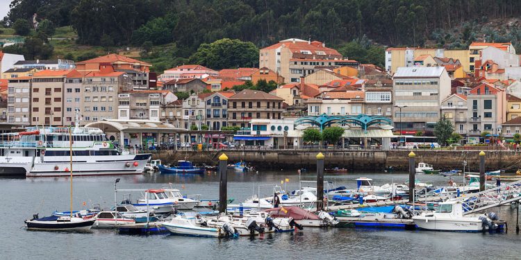 Hallado el cuerpo sin vida de un marinero jubilado en el puerto de Cangas