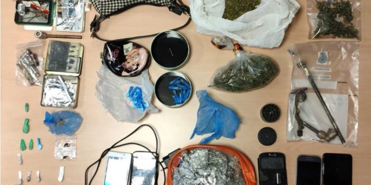 Cae en Vigo un clan dedicado al tráfico de cocaína, heroína y marihuana desde O Calvario