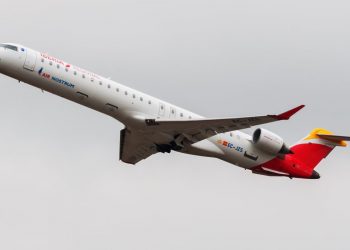 Peinador suma nuevas rutas directas a Fuerteventura, Alicante y Lanzarote