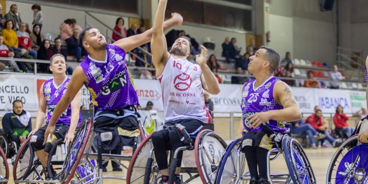 El Amfiv sufre un duro final tras un gran partido