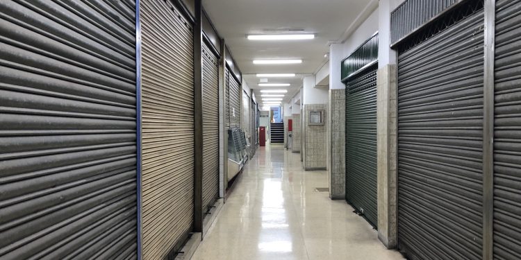 La vida efímera de las pequeñas galerías comerciales