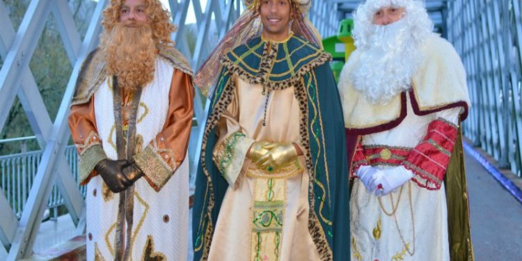 A Eurocidade Tui-Valença celebra a única Cabalgata transfronteiriza