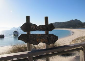 Las Cíes se disfrazan de destino veraniego en Carnaval