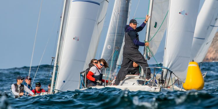 Segundo asalto en Baiona para el "Okofen" de Javier de la Gándara